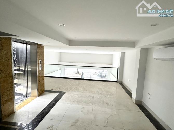 MBKD Mặt phố Nguyễn Thanh Bình, Tera An Hưng: 8 tầng, Thang máy. Kinh doanh - 1
