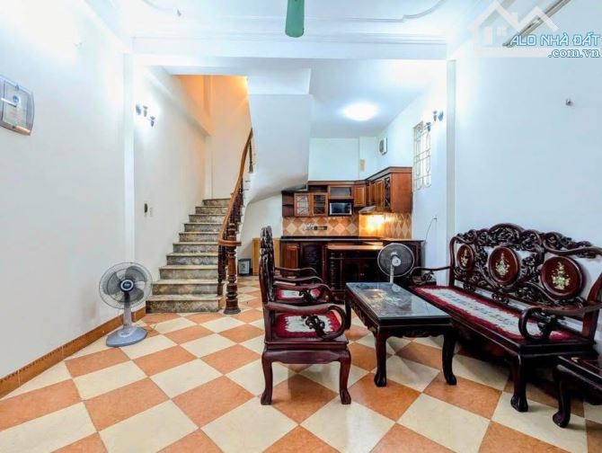 NHÀ ĐẸP TRUNG TÂM QUẬN THANH XUÂN - LÔ GÓC THOÁNG SÁNG  CHỈ 6.xTỶ - 1