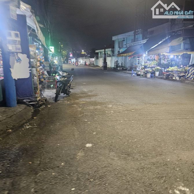 BÁN ĐẤT TẶNG DẠY ĐANG THUÊ FULL PHÒNG.   ĐƯỜNG 5M VỈA HÈ _ NGANG 6,2M._ DỈ AN. - 1