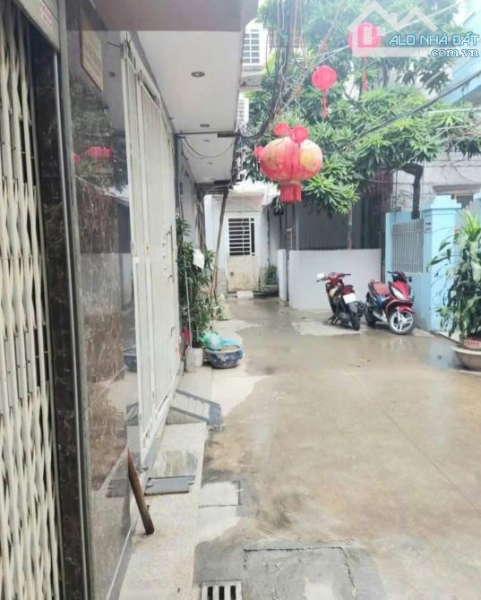 Bán gấp nhà Tô Hiệu, giá rẻ nhất khu vực. Vị trí đắc địa ngay trung tâm tp - 1