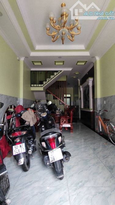 🏡 NHÀ ĐẸP MỚI XÂY – ĐƯỜNG 6M XE HƠI TRÁNH – 4 TẦNG KIÊN CỐ – BÌNH TÂN – 5.25 TỶ  🔹 DT: 4 - 1