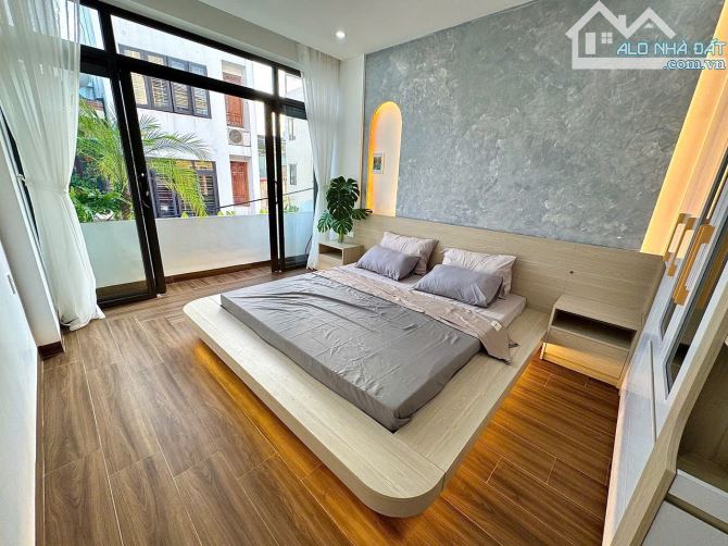 Căn nhà đẹp say đắm full nội thất nhập khẩu, thiết kế hiện đại - 1