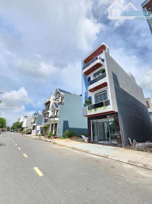 7,3Tỷ TL🔥Bán nhà 5x22m Full Nội Thất, KDC gần vòng xoay An Phú 1km, p.An Phú, Tp.Thuận An - 1