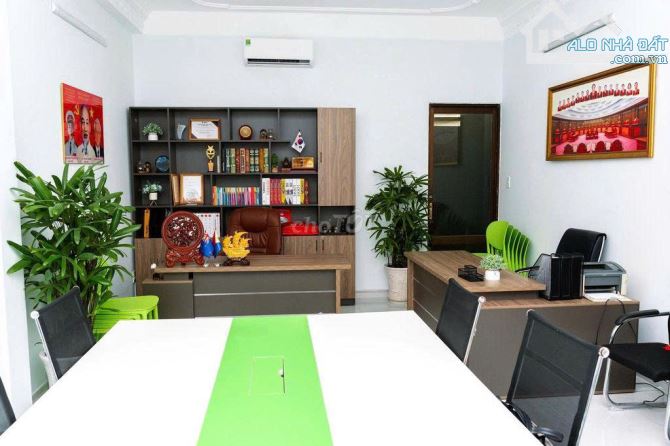 🏢 CHO THUÊ NHÀ NGUYÊN CĂN SIÊU RỘNG - MẶT TIỀN TRƯƠNG CÔNG ĐỊNH, Q. TÂN BÌNH - 1