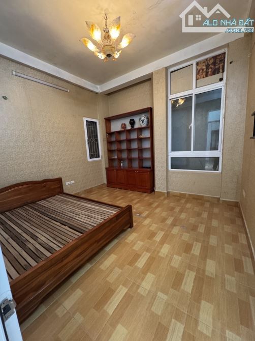 Cầu Đất - Hoàn Kiếm - 47m - 10,8 tỷ - 1