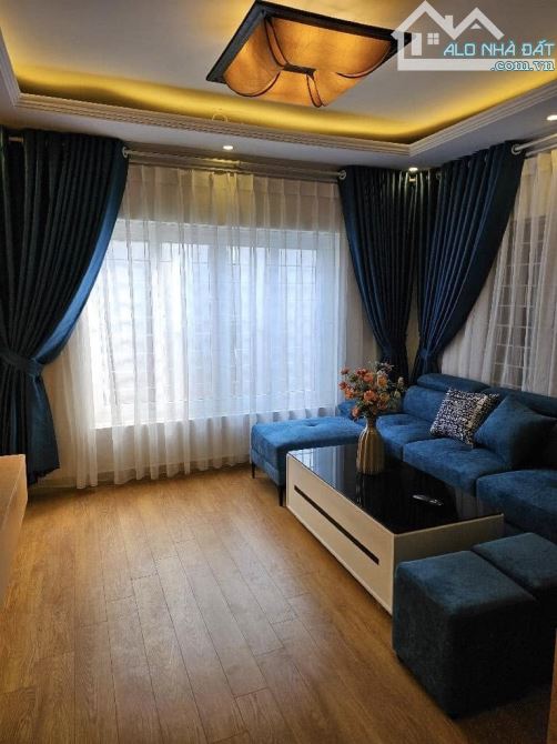Mặt phố Cầu Giấy- Hồ Tùng Mậu 5 tầng mặt tiền rộng thênh thang, cho thuê hái ra tiền - 1