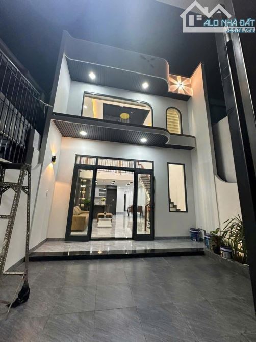 ❗️BÁN GẤP NHÀ ĐẸP - SỔ HỒNG RIÊNG, FULL NỘI THẤT - GẦN CÂY XĂNG THẠNH PHÚ CHỈ TT400TR - 1