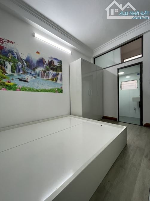 Bán nhà Nguyễn Cao-Lương yên, 25m2,4 tầng, trung tâm Hai Bà Trưng, 600m tới Bệnh viên 108 - 1