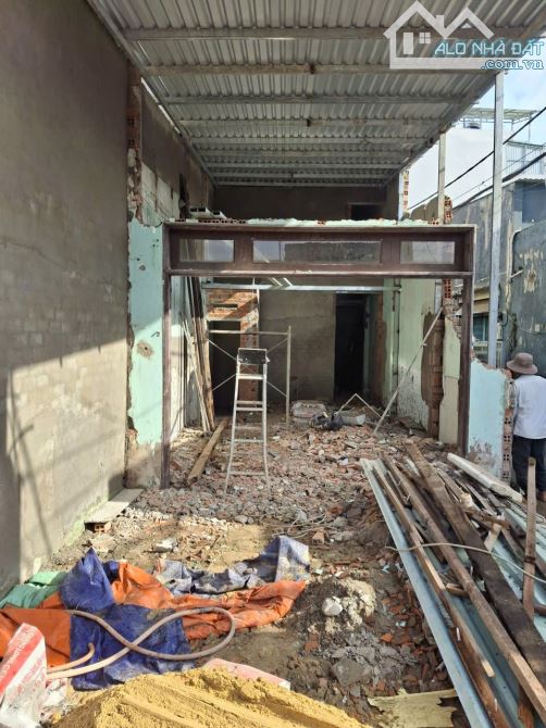 ⭐️⭐️ Nhà Lô góc SHR HXH né 100m2 – Lê Thị Riêng Quận 12 - 1