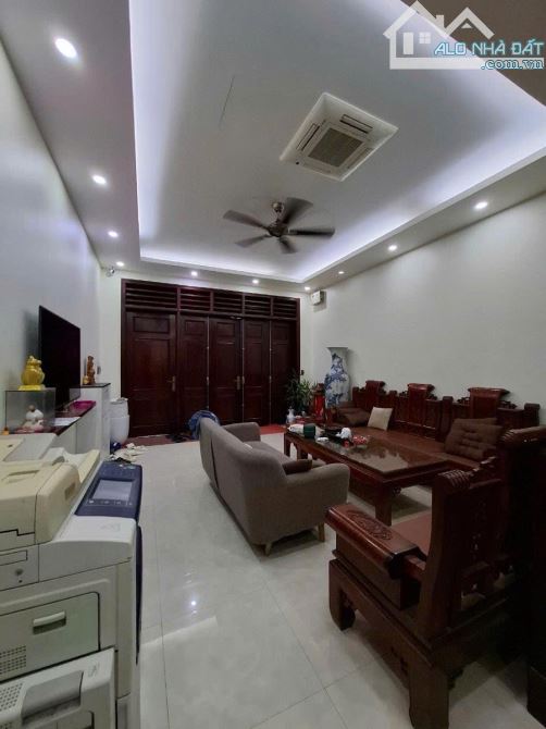 bán nhà đẹp Trần Cung 50m2 6 tầng thang máy ô tô đỗ cửa đầy đủ nội thất - 1