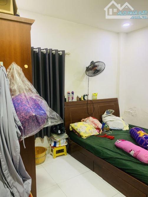 NGANG 4.2M, 2 TẦNG XE HƠI ĐẾN NHÀ PHƯỜNG TÂN QUY QUẬN 7 30M RA ĐƯỜNG SỐ nhỉnh 5 Tỷ - 1