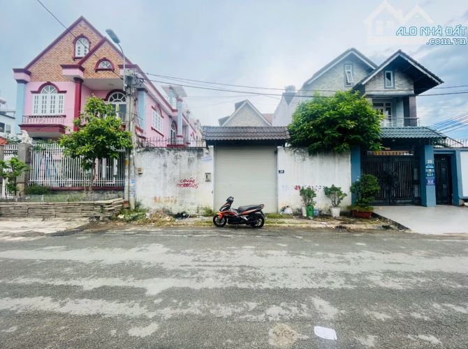 Bán đất Biệt thự Khu Bình Dân view Công Viên 10x20m - 1
