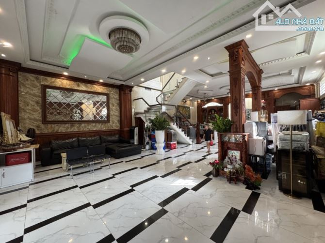 Bán nhà Đặng Văn Bi, Thủ Đức, TP HCM, DT 176m2, 3 tầng, 4PN, SH, Giá13.3 tỷ. - 1