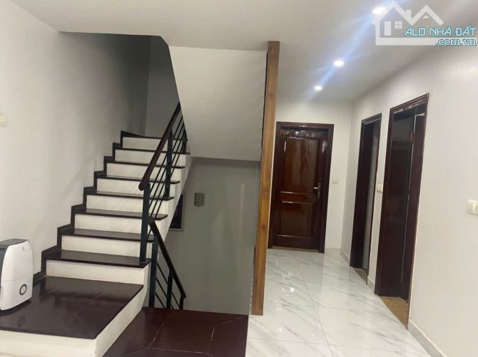 BIỆT THỰ VIP MẶT ĐƯỜNG 50M - LÔ GÓC - 3 Mặt THOÁNG  - NỘI THẤT CỰC XỊN - Ở ĐẲNG CẤP - 1