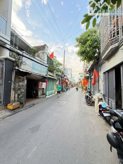 MTKD ĐƯỜNG SỐ 12 NHÀ 4 TẦNG 4PN ĐƯỜNG 7M THÔNG NGAY AEON NHỈNH 5 TỶ TL - 1