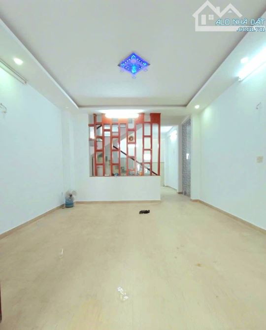 🆘️ chỉ hơn 7 tỷ (TL) 🆘️HXH Linh Đông, Thủ Đức. 80m2 (5x16m), Trệt, 2 Lầu, 3PN rộng rãi - 1