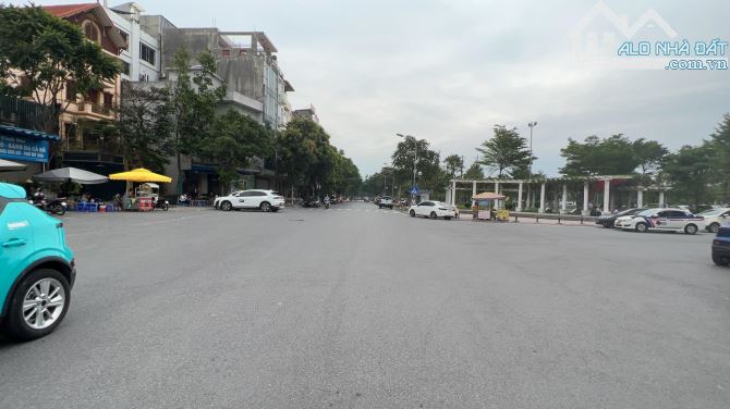 NHÀ MẶT PHỐ VÀNG HOÀNG NHƯ TIẾP, LÔ GÓC 88M, MT RỘNG, DÒNG TIỀN, KINH DOANH HÁI RA TIỀN. - 1