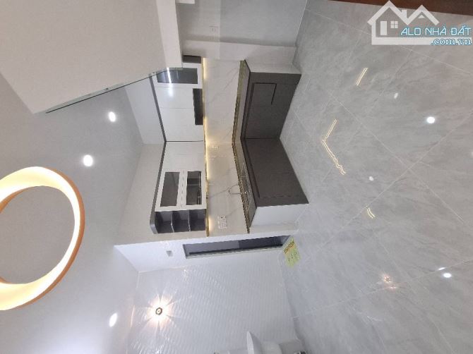 CẦN BÁN GẤP NHÀ BÌNH TÂN -HẺM XE HƠI - 1