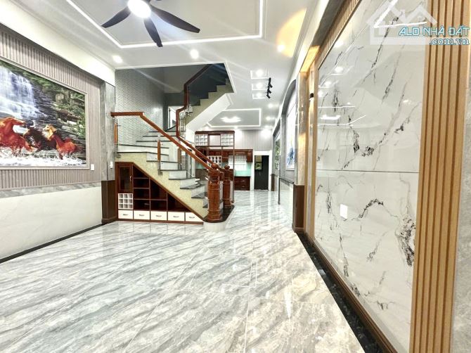 Bán nhà le phong y tế dĩ an nha 3 tầng dt 72m2 - 1