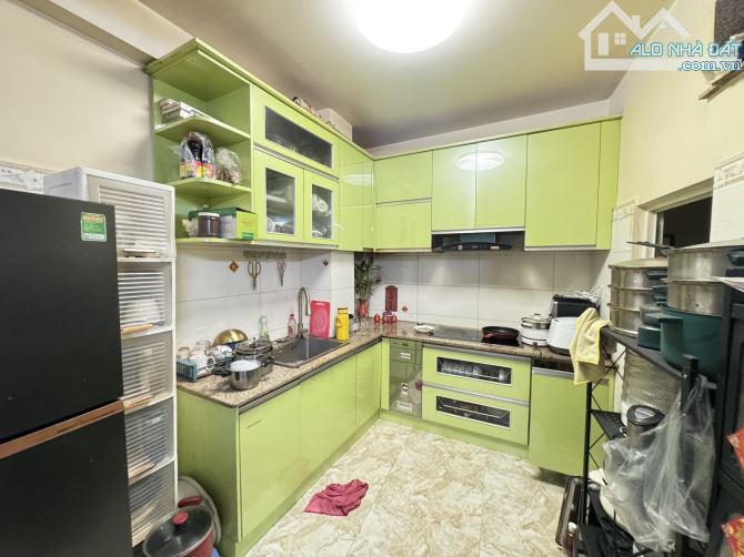 BÁN NHÀ HẺM VẠN KIẾP - BÌNH THẠNH - 5 TẦNG - 4.4M × 8M - NHỈNH 6 TỎI - 1