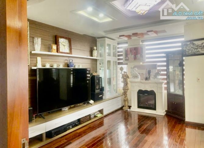 B.Nhà Góc bánh trưng Mặt đường Nguyên Hồng  , Lam Sơn_ Lê Chân Hải Phòng_ gần sông tam bạc - 1