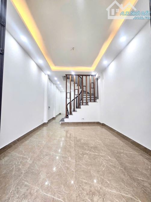 NHÀ MỚI  DI trạch–  KIM TRUNG HOÀI ĐỨC HÀ NỘI THIẾT KẾ HIỆN ĐẠI  DIỆN TÍCH 37M2 5 TẦNG - 1