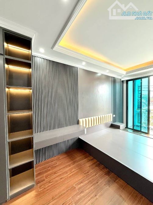 Mặt phố Tam Trinh, 40m2, 5tầng, thang máy, kinh doanh, chào giá 18.8 tỷ - 1
