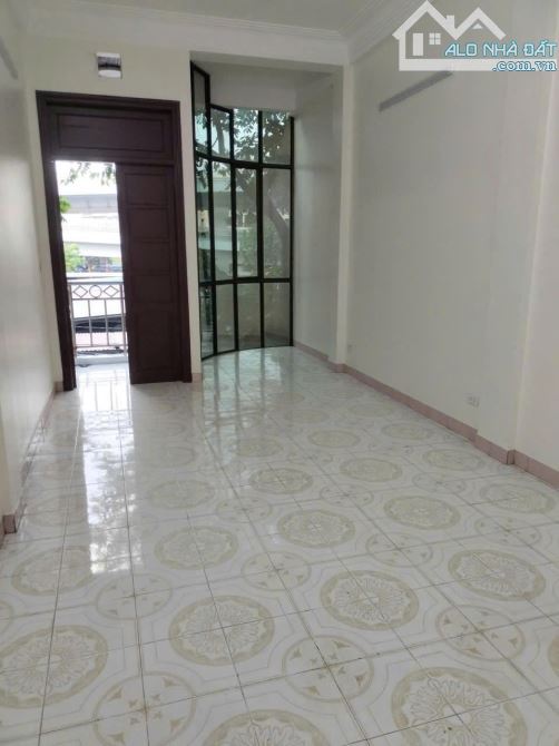 Cho thuê nhà nguyên căn ngõ 109 Trường Chinh, 45m2 x 5 tầng,  24 triệu - 1