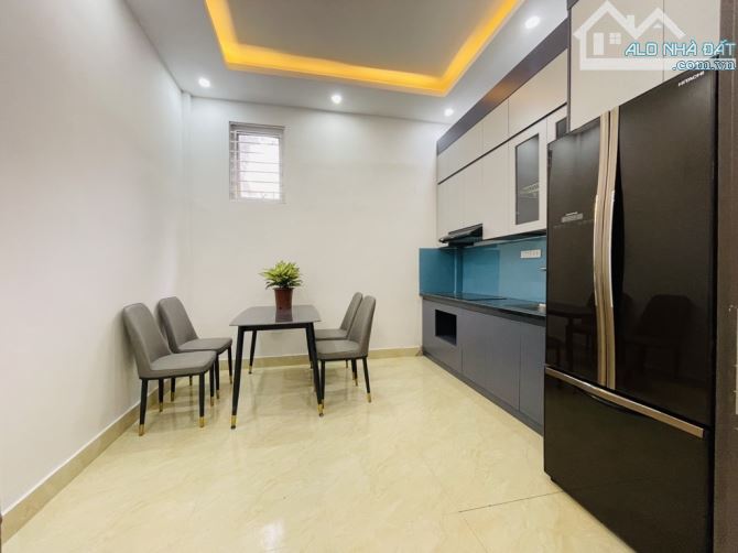 Nhà gần phố. 36m. 4 tầng. 7,35 tỷ.Full nội thất đẹp long lanh. Nghĩa Đô. Cầu giấy. Hiếm. - 1