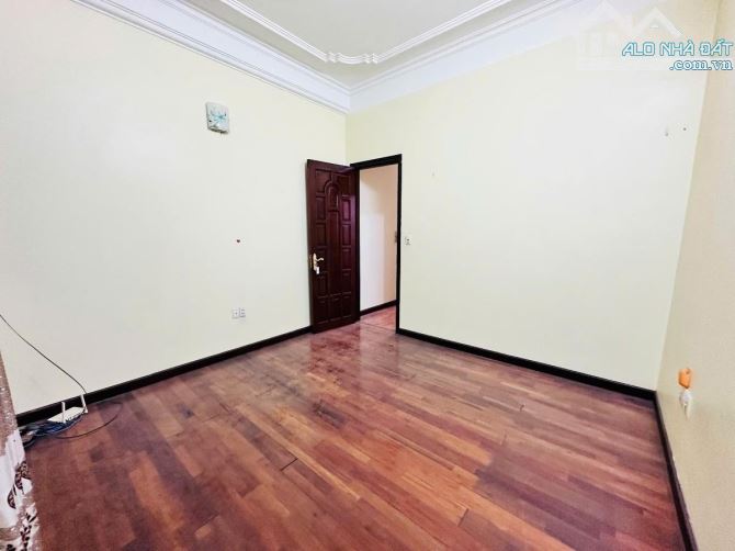bán nhà Chùa Láng – 56m², 5 tầng, lô góc vip, ô tô đỗ cửa, giá 20 tỷ - 12