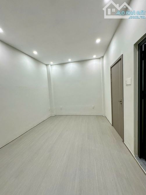 Nhà mới đẹp rất gần biển đường Tháp Bà - Vĩnh Thọ - Bắc Nha Trang đầy đủ nội thất, sổ hồng - 13