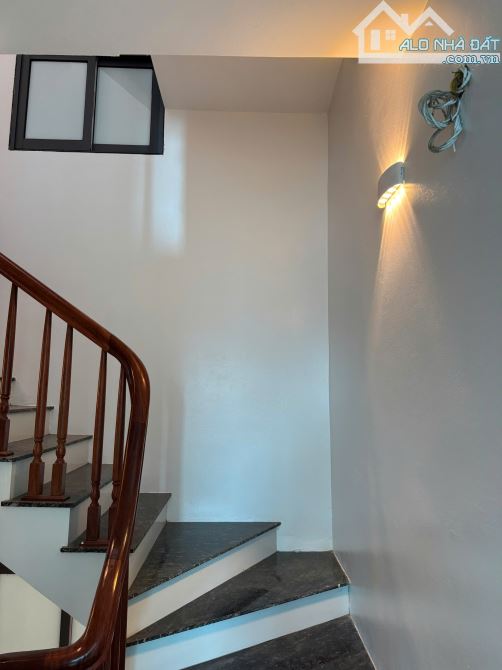 TÂY HÀ NỘI/ DI TRẠCH: NHÀ 5 TẦNG MỚI - 2 Ô TÔ TẢI TRÁNH NHAU - 13