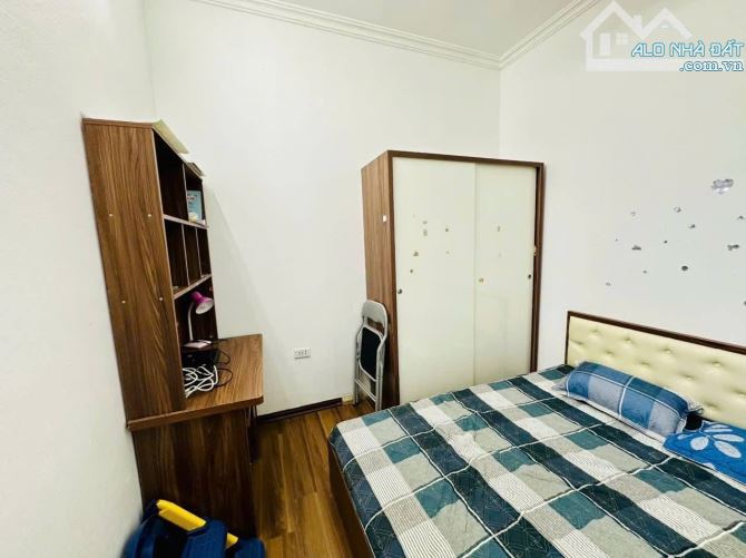 Nguyễn Khang, 30m, 4ngủ, Ngõ rộng gần phố, Nhà đẹp ở ngay, Sổ vuông vắn, Gần hồ thoáng mát - 16