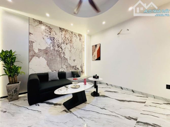 🏠Siêu Phẩm Hẻm Xe Hơi 4M.Có Thang Máy💎Phạm Văn Chiêu P.16💎4,2x13,5m 3 Lầu 4PN 5WC💵7,9T - 18