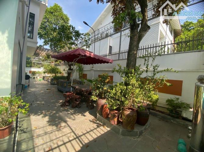 BIỆT THỰ VIP - 2 Mặt THOÁNG  - NỘI THẤT CỰC XỊN - Ở ĐẲNG CẤP -   - SỔ ĐỎ HOA HẬU ,, - 19