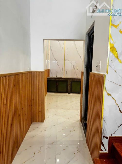 Bán Nhà hẻm 769 Phạm Thế hiển- 39.5m/2- 3.5m x 11.57m2- 2 Lầu +3PN -2WC - F4 Q8 - 2
