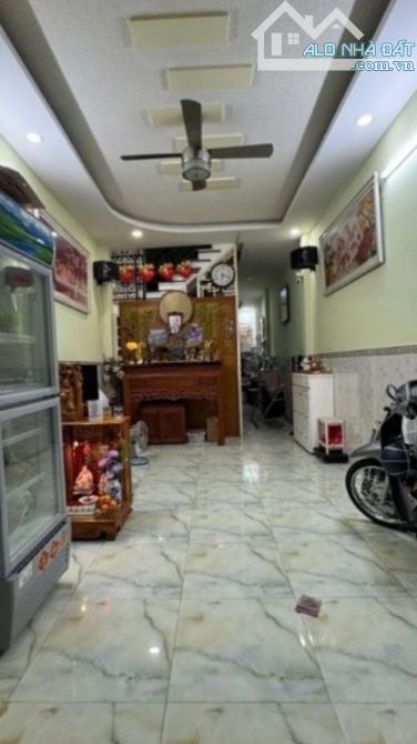🏠 BÁN NHÀ 4 TẦNG, Q.8 - HẺM XE HƠI, 4PN - CHỈ 6.X TỶ. - 2