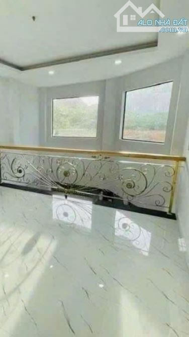 🏠 BÁN NHÀ BÔNG SAO, Q.8 - 4 TẦNG, VIEW CÔNG VIÊN - CHỈ NHỈNH 8 TỶ. - 2