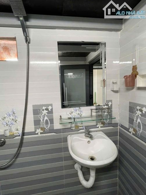 Bán dãy trọ Trần Cao Vân kiệt ô tô sát biển chỉ 4 tỷ 7 bớt lộc. - 2
