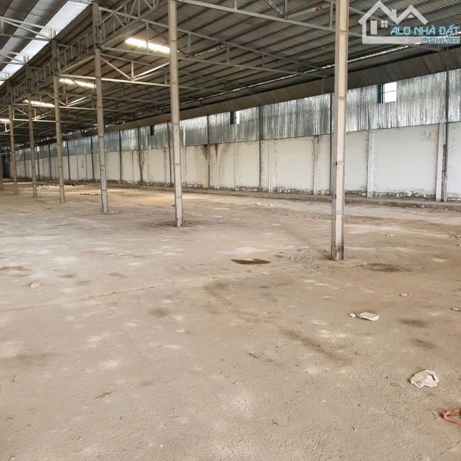 Cần bán kho 8000m2 mặt tiền Quốc 1A gần KCN Tân Phú thận gần trường ĐH võ trường toản - 2