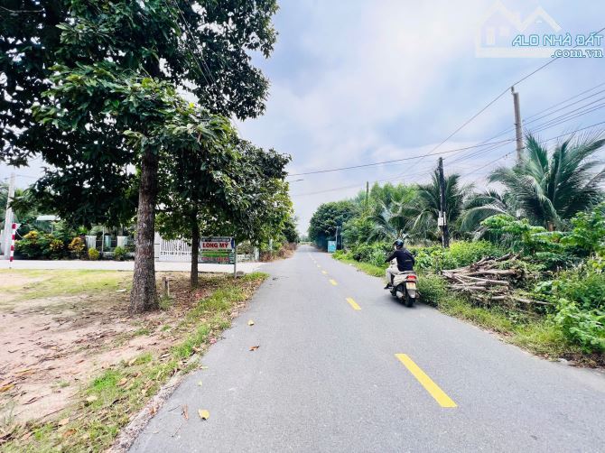 🍀Long Mỹ Xã Phước Hải tp HCM 🔺DT: 180m2  (11x16m) sẵn 80tc Đường nhựa tim vàng.  Khu dân - 2