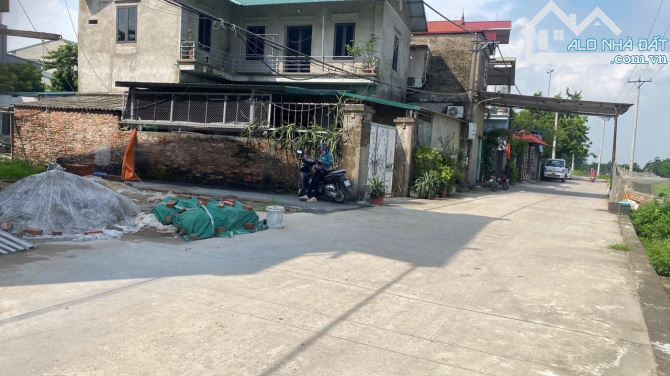 LÔ GÓC BÌA LÀNG DỤC TÚ, ĐÔNG ANH. VIEW VÒNG BINH CẦU TỨ LIÊN, TƯƠNG LAI RẠNG NGỜI - 2