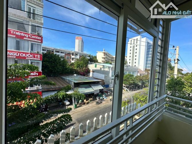 Nhà đường tôn thất tùng gần biển phường bắc nha trang - 2