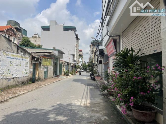 Viện Rau Trâu Quỳ / Đất 71m, 4.7m tiền, 7.5 tỷ / Ô tô tránh, khai thác dòng tiền rất tốt - 2