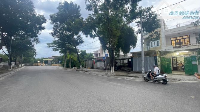 🔥Bán Nhà Lô Góc 2 Mặt Tiền Đường 13M và 8M Gần Biển Nha Trang - 2