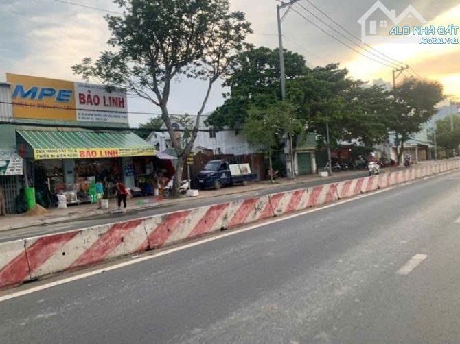 NHÀ 2 TẦNG 60M² PHÚ THUẬN TÂN PHÚ Q7 – GIÁ 5T - 2