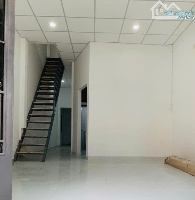BÁN NHANH NHÀ TRƯỜNG CHINH –PHAN VĂN HỚN, Q.12 - 2 TẦNG- DT 68m2 - NHỈNH 4 TỶ - 2