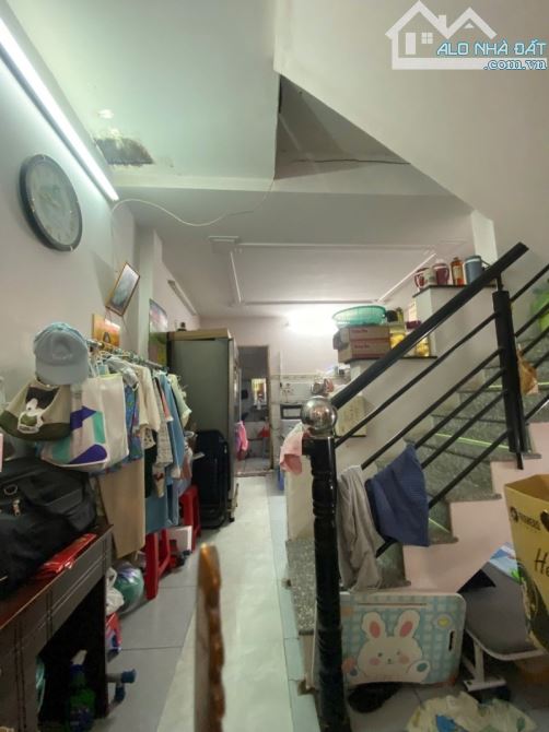 Bán Nhà Đường Hà Thị Khéo Phường Trung Mỹ Tây 64m2 2 Tầng Nhỉnh 4 Tỷ. - 2