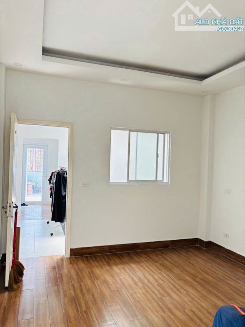 NHÀ ĐẸP 2 LẦU 80M2 3PN 4WC FULL NỘI THẤT SÂN OTO, ĐƯỜNG 38 GẦN CHỢ HIỆP BÌNH, PVĐ - 2