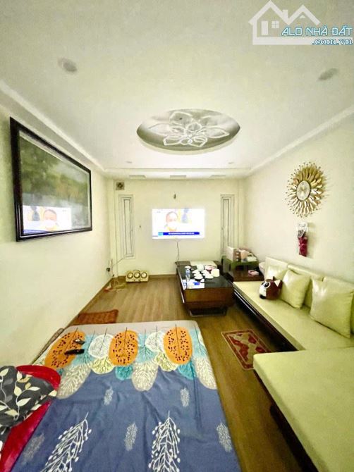 Nhà Yên Sở  đẹp chỉ việc ở – Tặng full nội thất – gần Tam Trinh – giá chỉ hơn 6 tỷ - 2